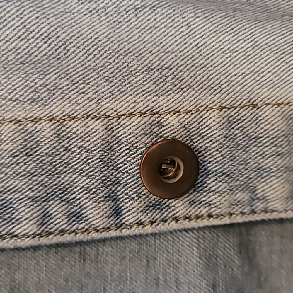 Chiqle Distressed Denim Jacket - Picture 7 of 9